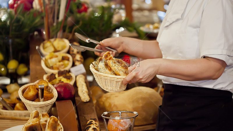 零食批发谈判技巧：如何从源头降低成本