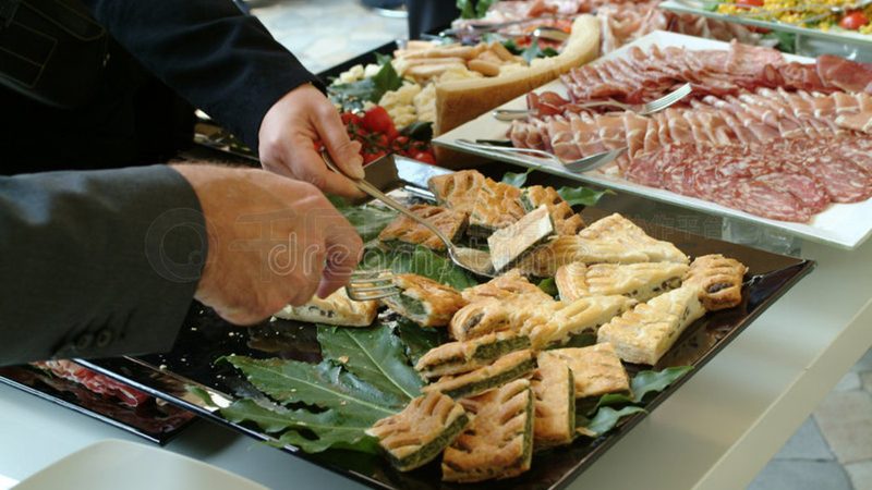 餐饮加盟合同中的区域保护条款：理解与维护**
